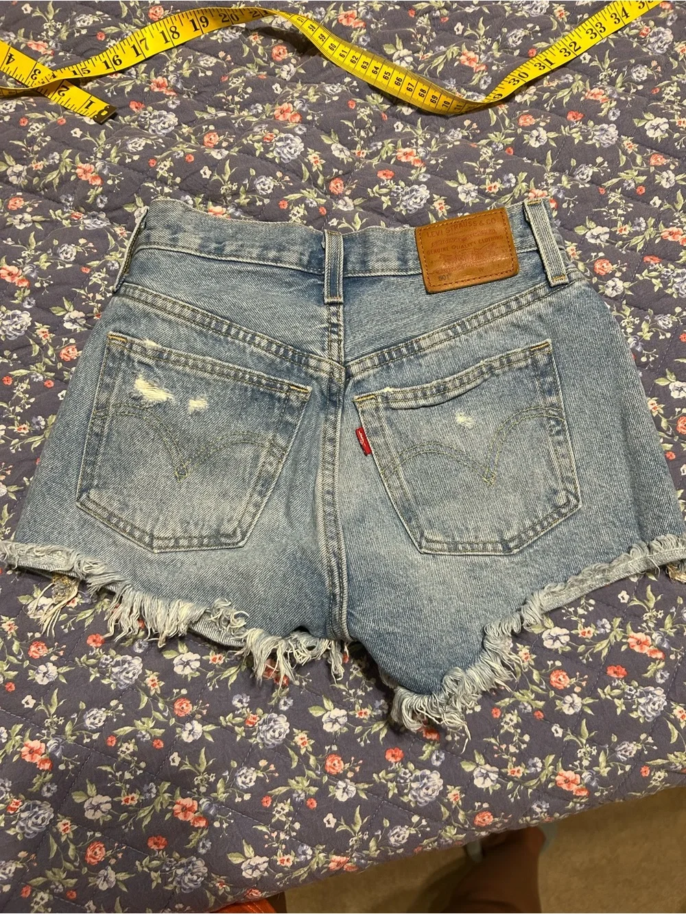 LEVI 501 Denim Shorts